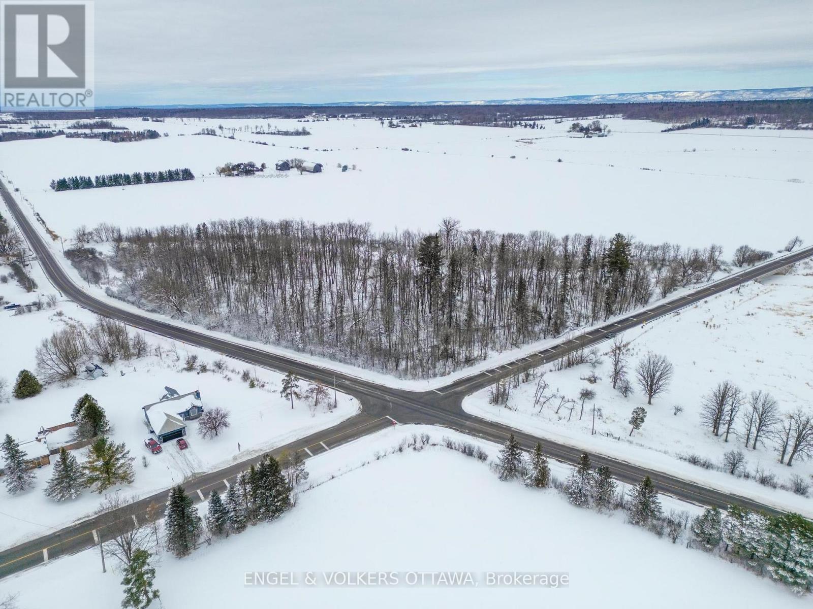 2615 Thomas A Dolan Parkway, Ottawa, ON