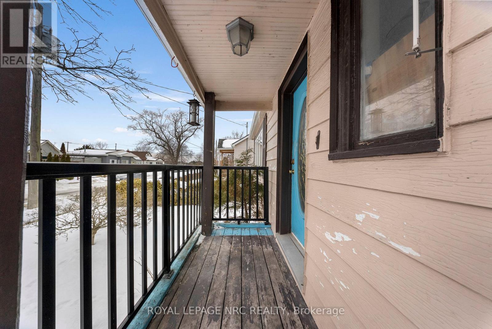 32 Ambrose Street, St. Catharines (Ridley), ON - Outdoor With Exterior