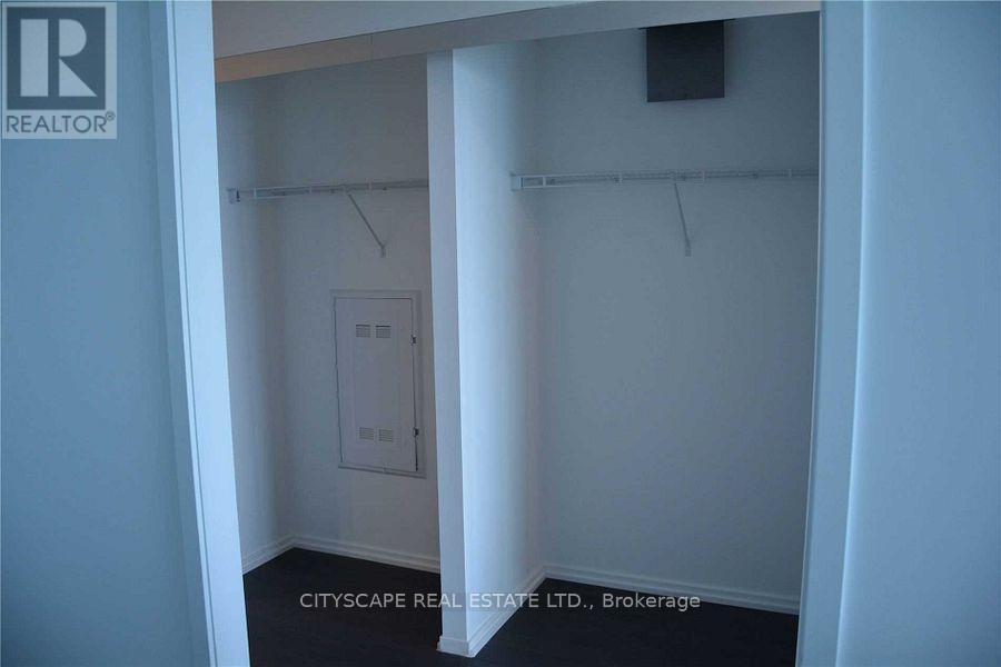 4810 - 197 Yonge Street, Toronto, ON - Indoor Photo Showing Other Room