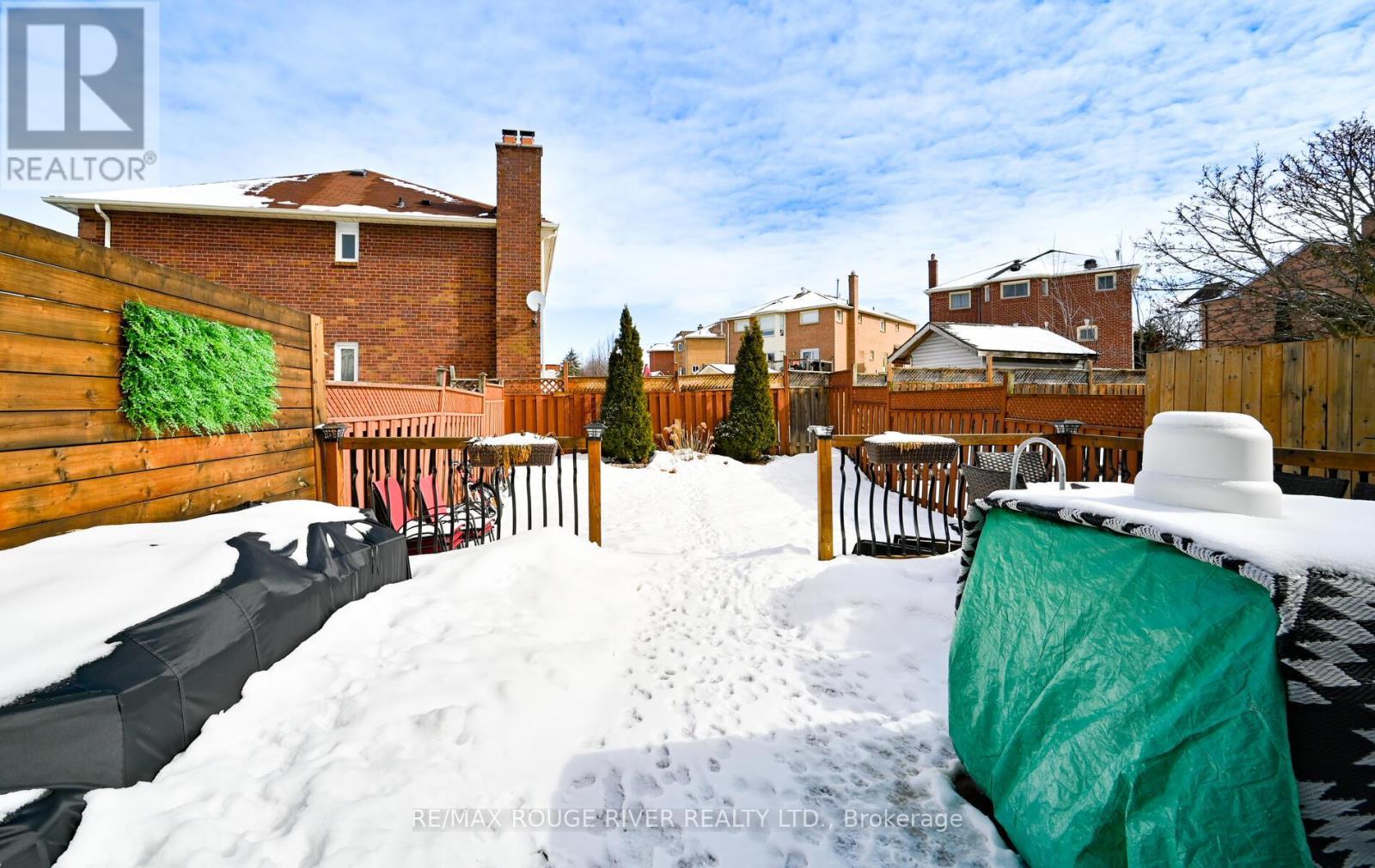 7 Hemans Court, Ajax, ON - Outdoor With Deck Patio Veranda