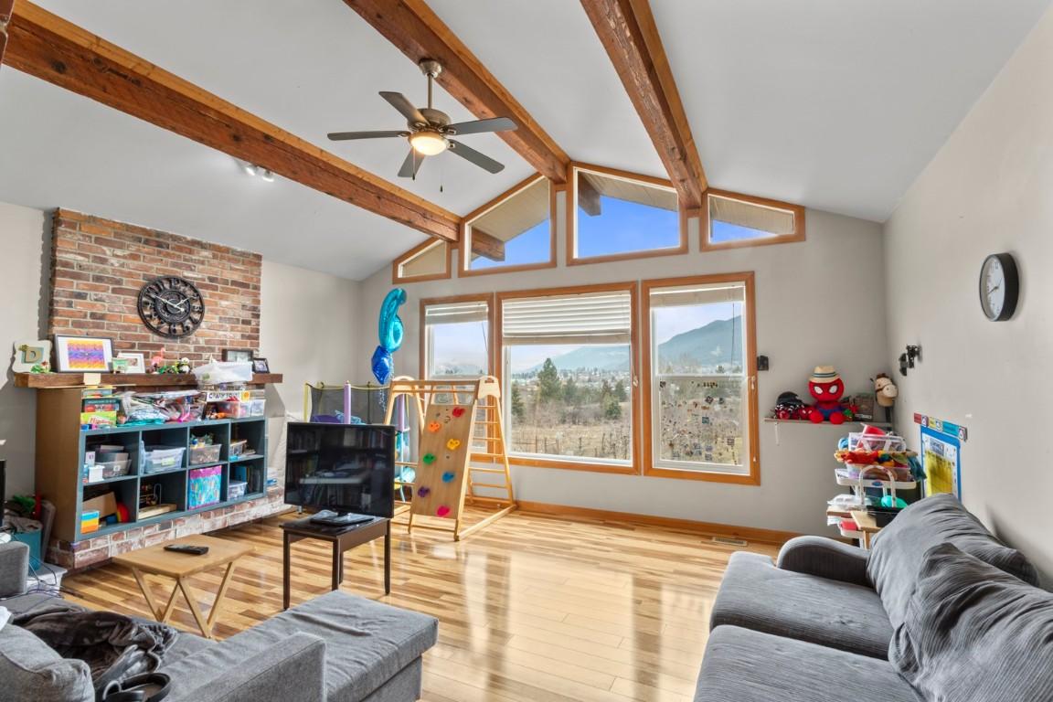 2012 Connel Road, Erickson, BC - Indoor