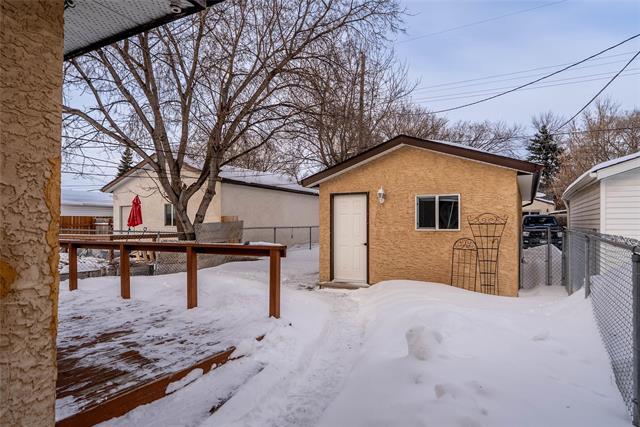 225 Melbourne Ave, Winnipeg, MB