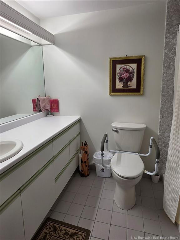 360-500 Venus Crt, Fredericton, NB