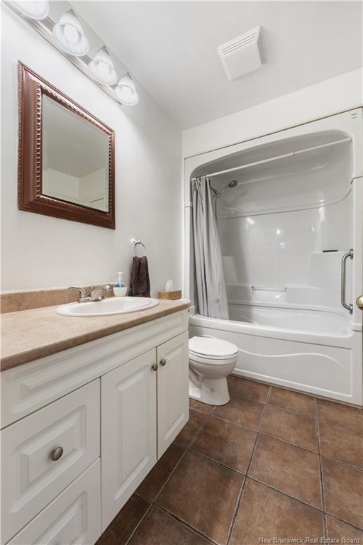 188 Second Ave, Moncton, NB