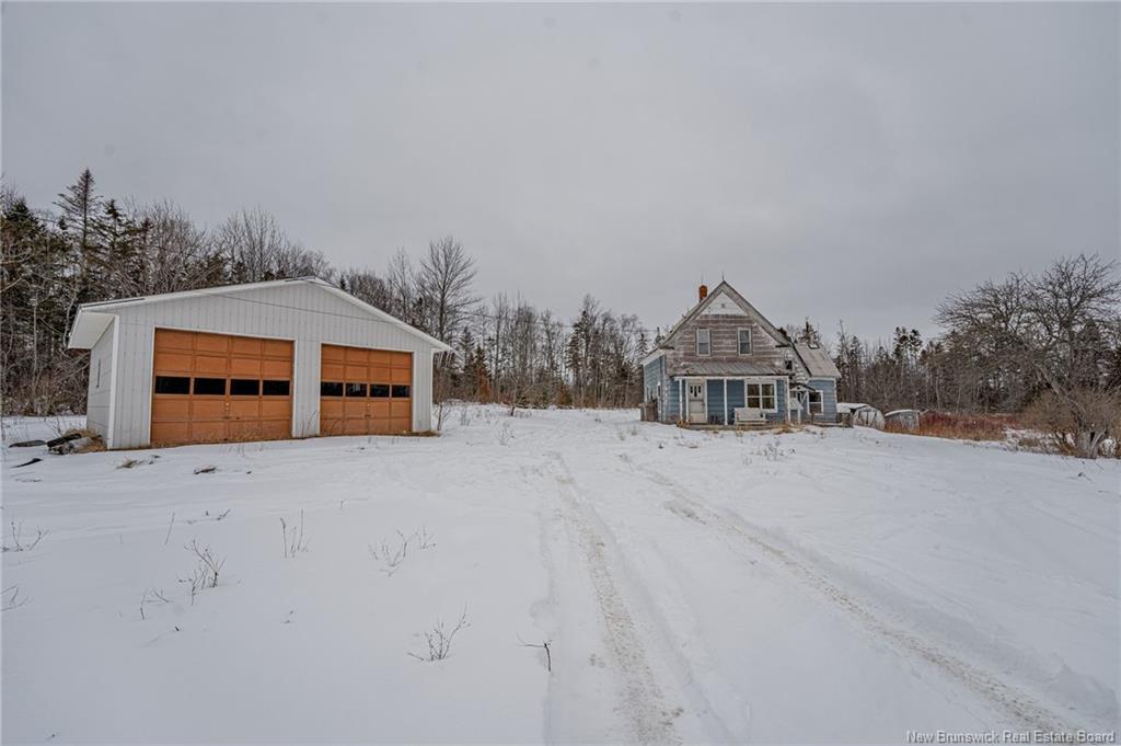 622 Route 635, Lake George, NB