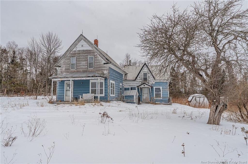 622 Route 635, Lake George, NB