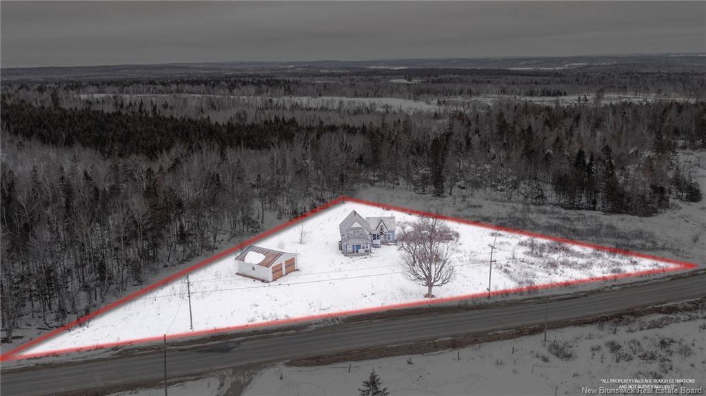 622 Route 635, Lake George, NB