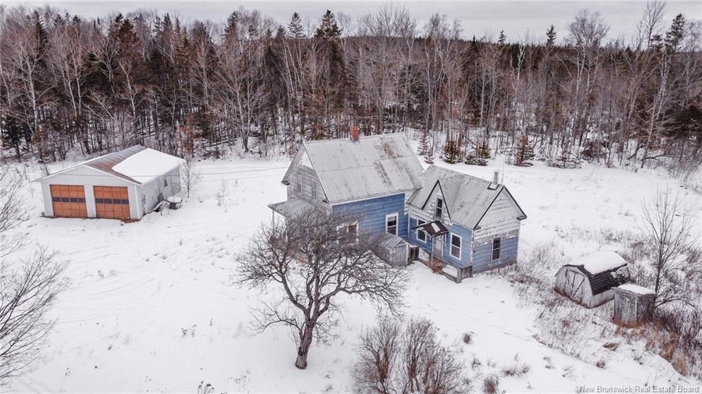 622 Route 635, Lake George, NB