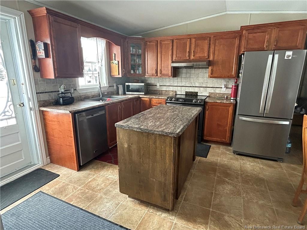 899 Rue Janick, Tracadie, NB