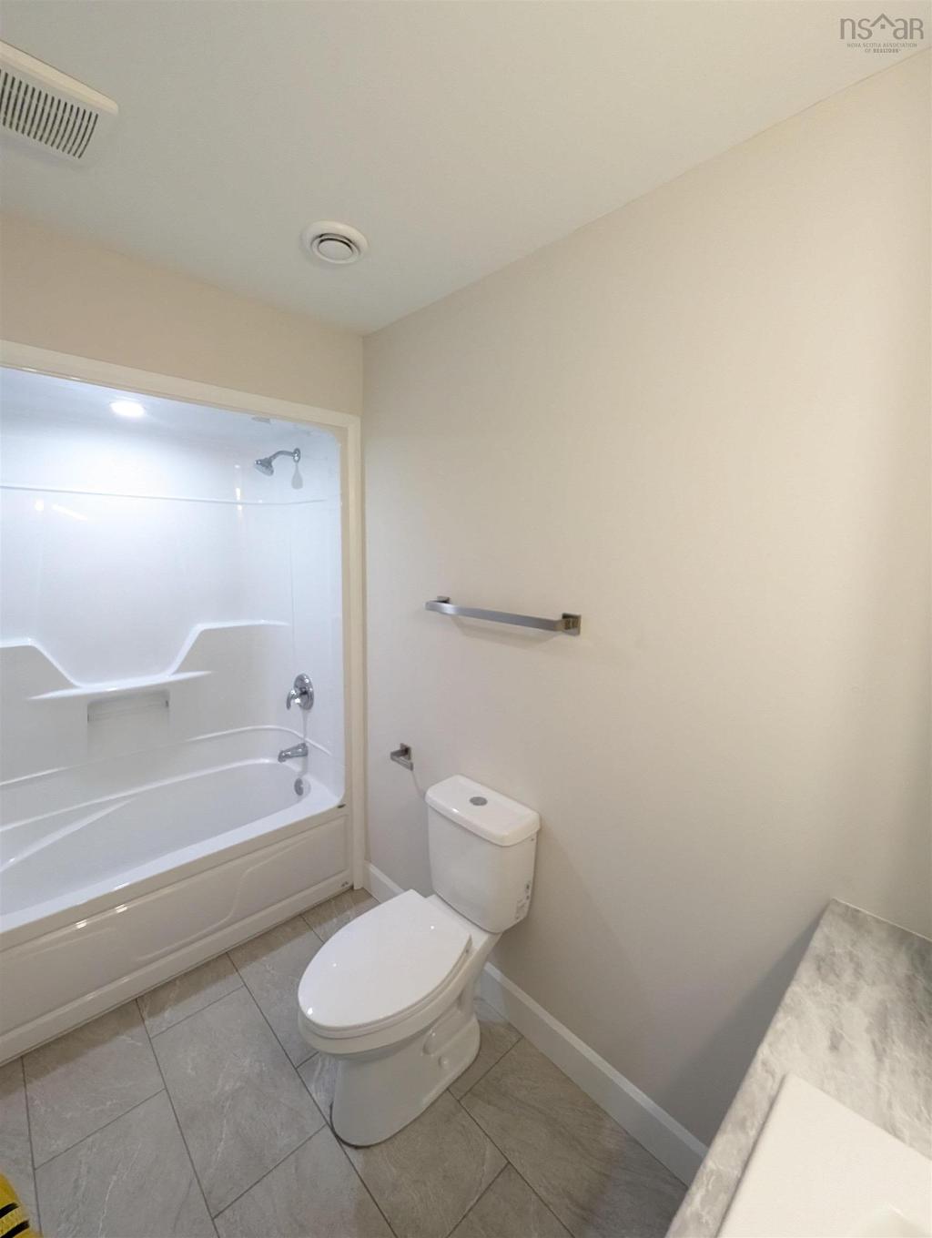 128 & 130 Renfrew Road, Hants, NS