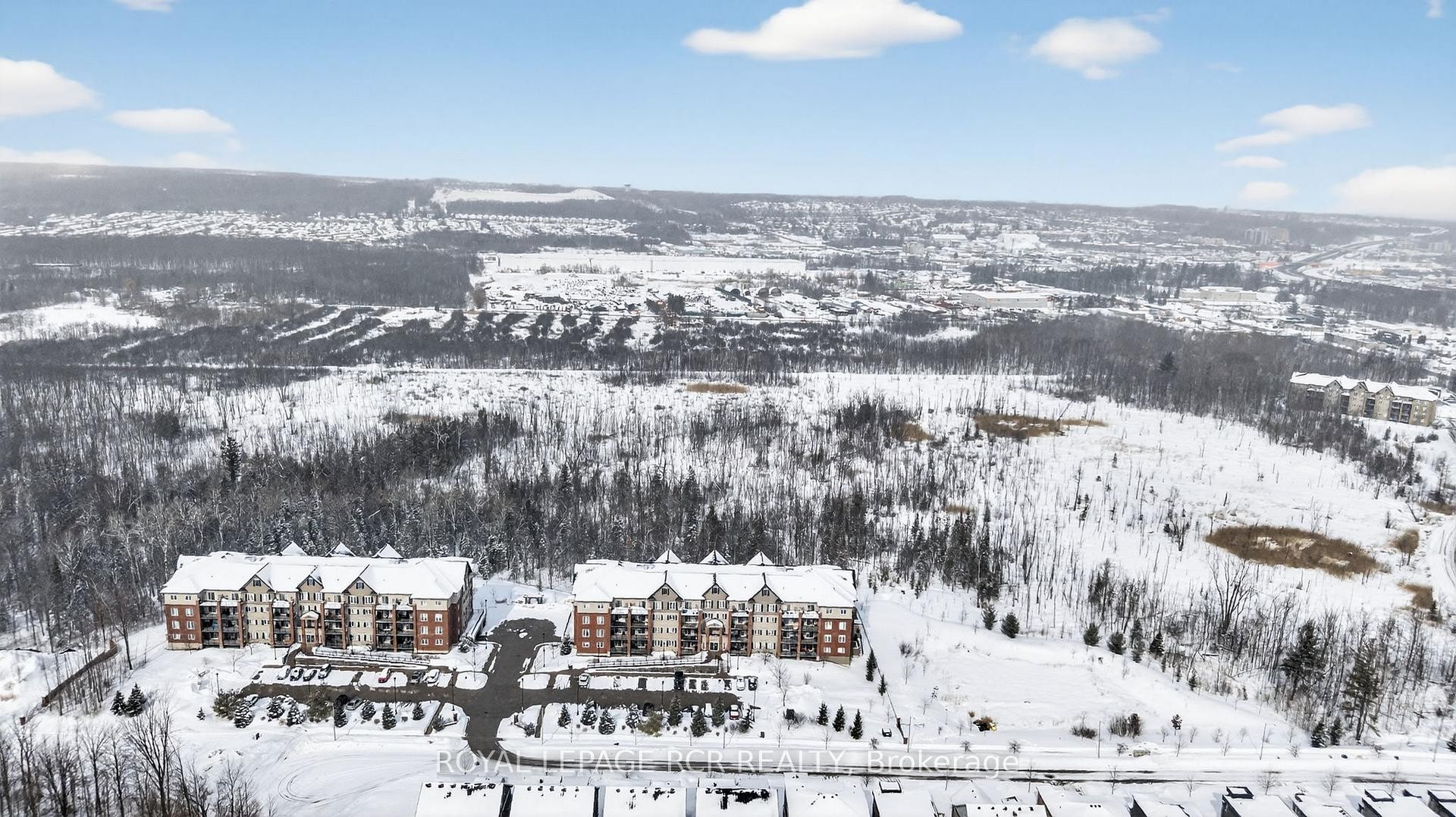 105-5 Greenwich Street, Barrie, ON - Outdoor With View