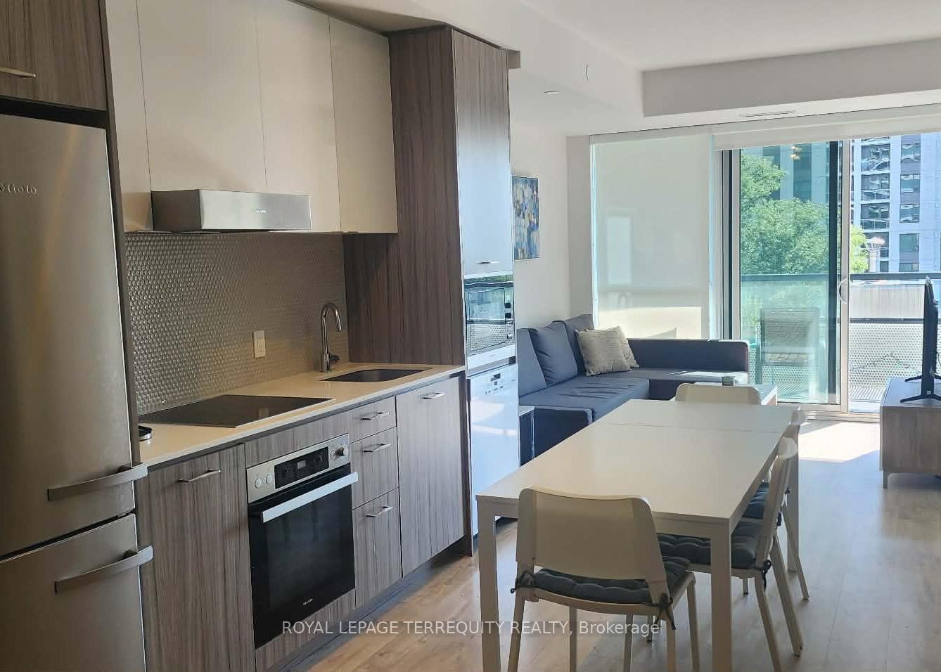 501-11 Lillian Street, Toronto, ON - Indoor Photo Showing Kitchen With Stainless Steel Kitchen With Upgraded Kitchen