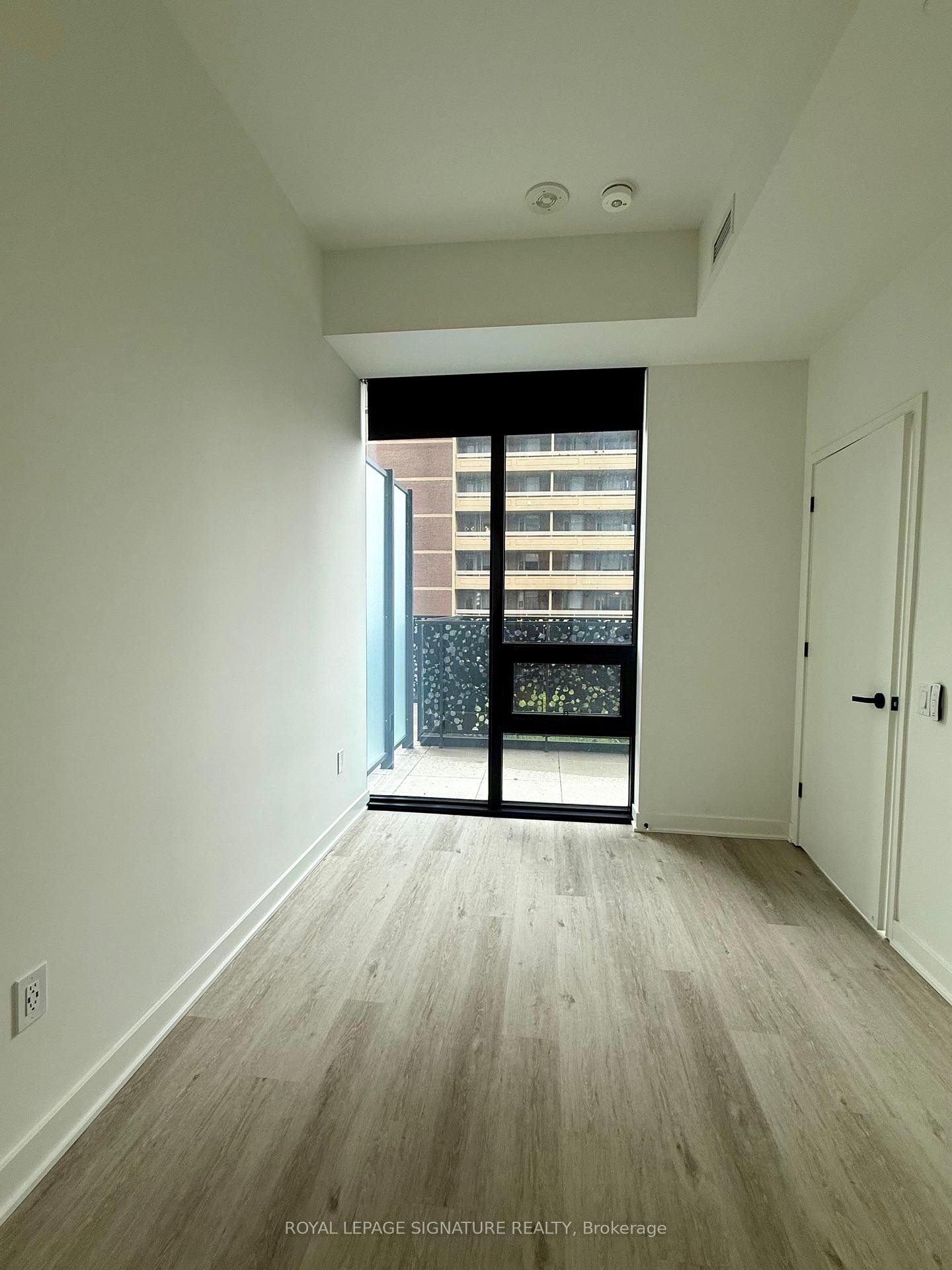 1001-55 Charles Street E, Toronto, ON - Indoor Photo Showing Other Room