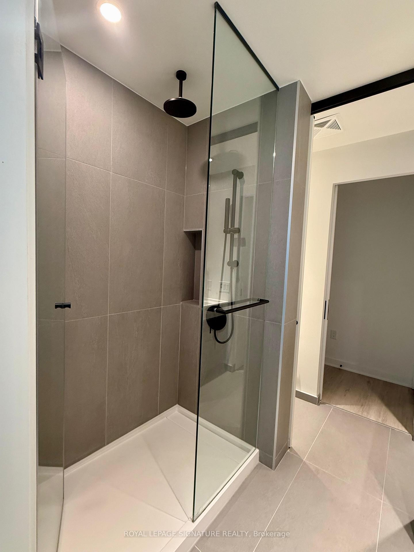 1001-55 Charles Street E, Toronto, ON - Indoor Photo Showing Bathroom