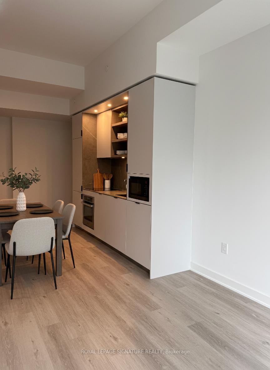 1001-55 Charles Street E, Toronto, ON - Indoor