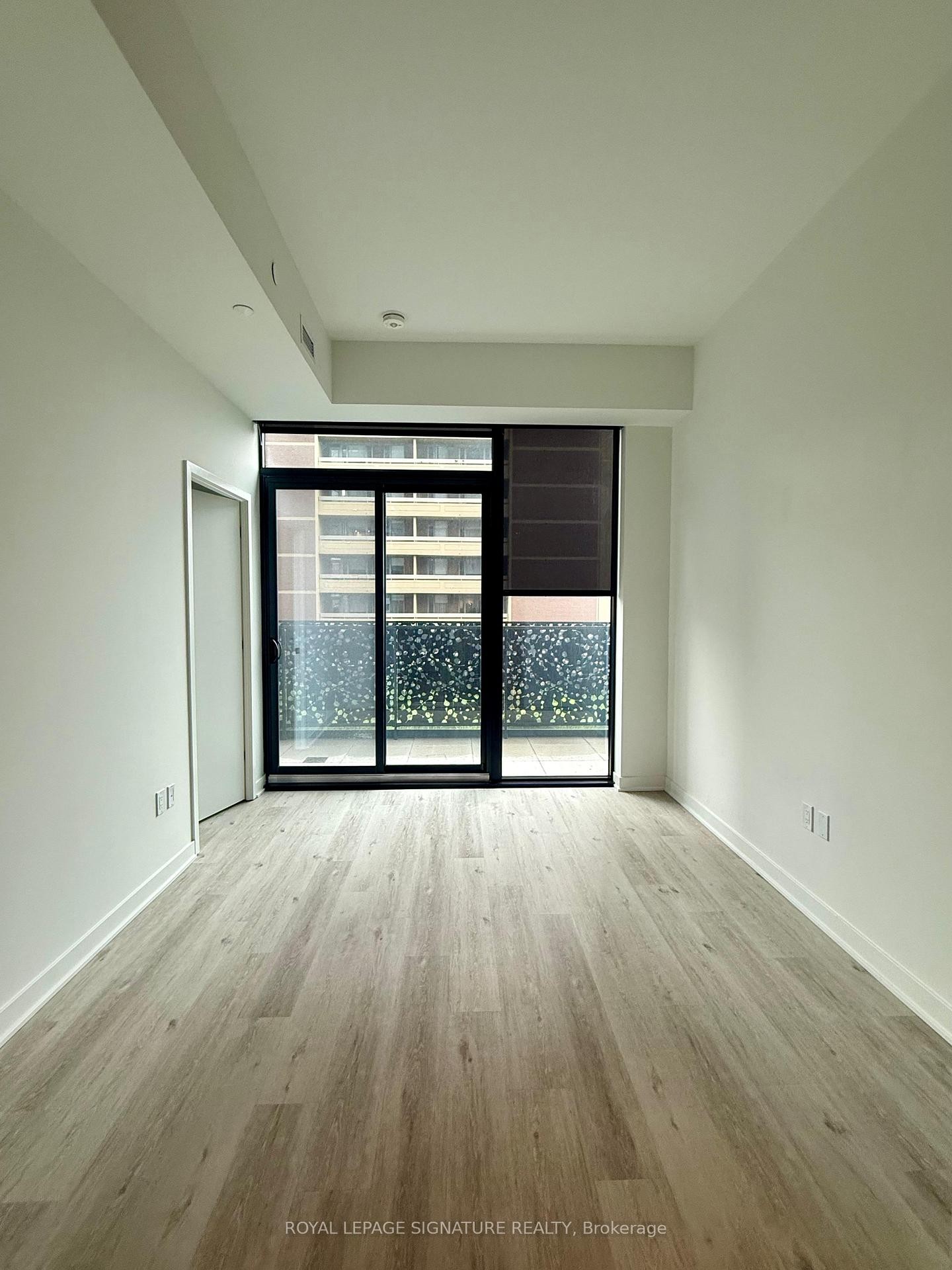 1001-55 Charles Street E, Toronto, ON - Indoor Photo Showing Other Room