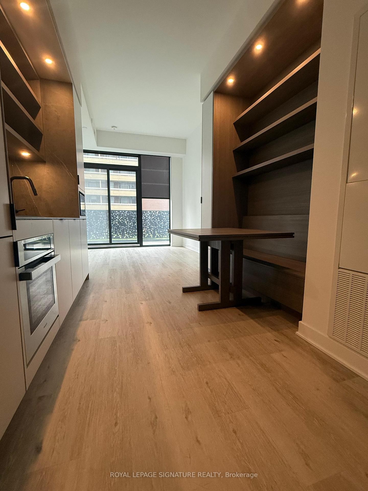 1001-55 Charles Street E, Toronto, ON - Indoor