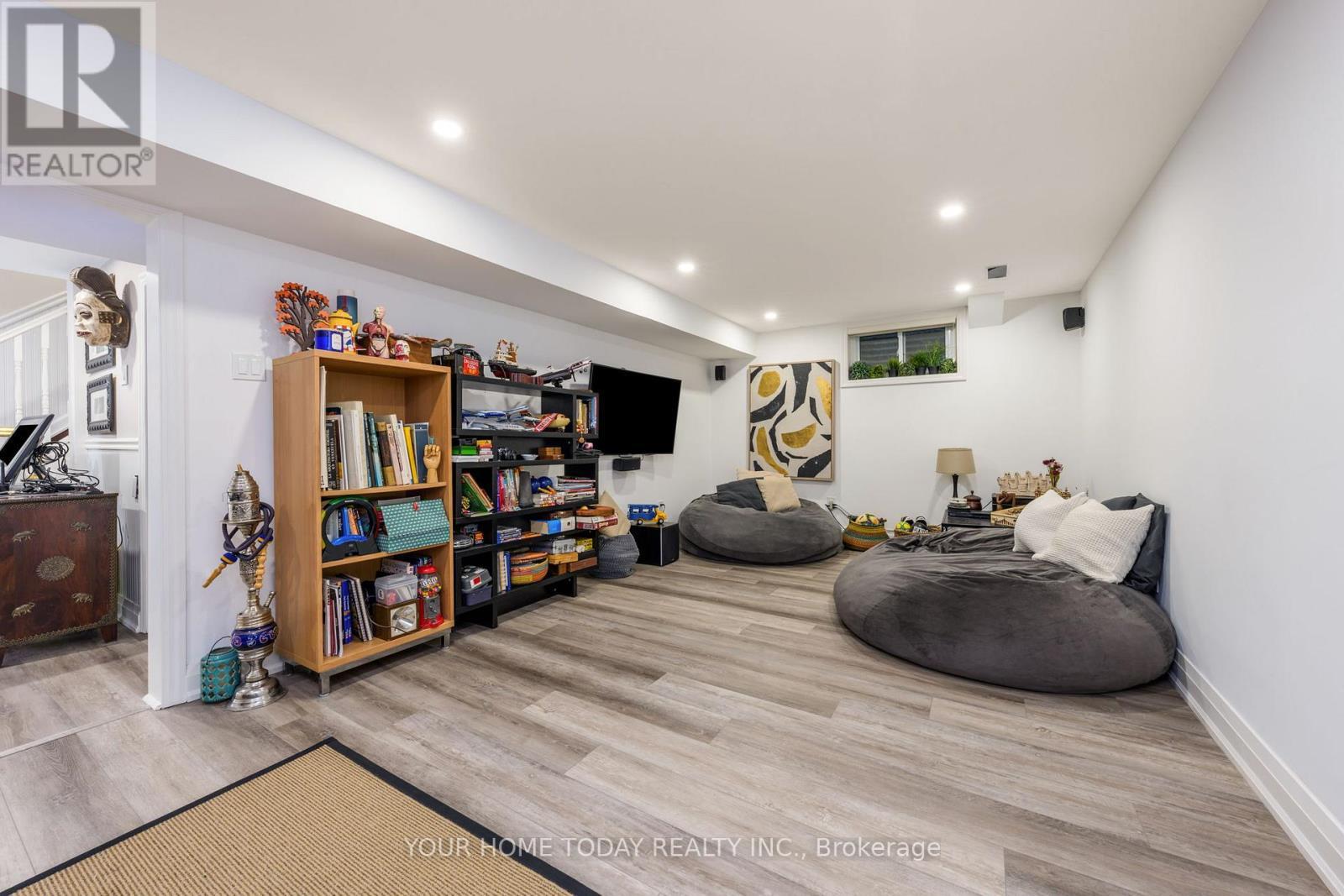 190 Main Street S, Halton Hills, ON - Indoor