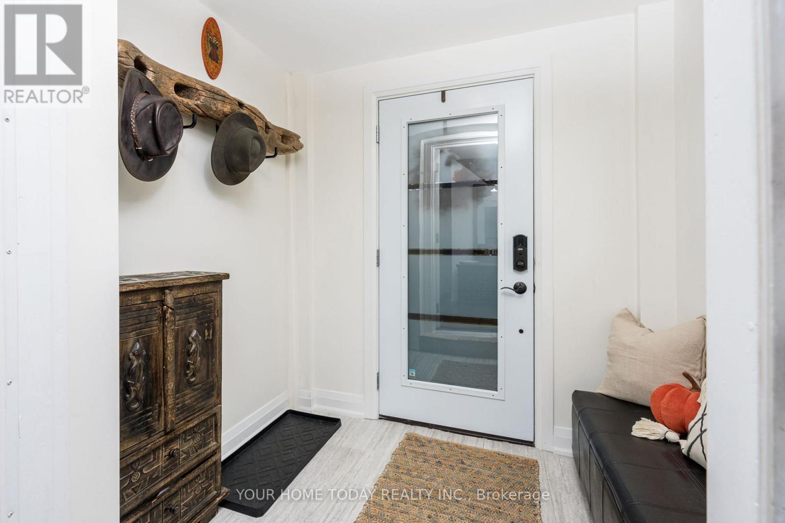 190 Main Street S, Halton Hills, ON - Indoor Photo Showing Other Room
