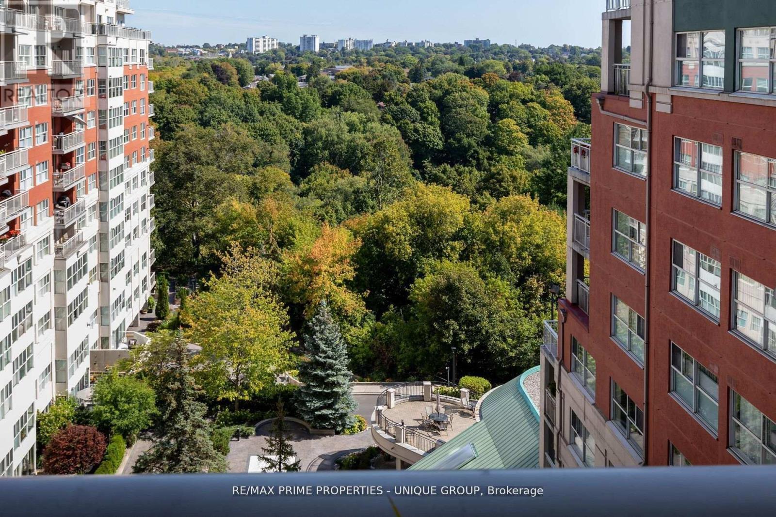 808 - 18 Concorde Place, Toronto, ON - Outdoor