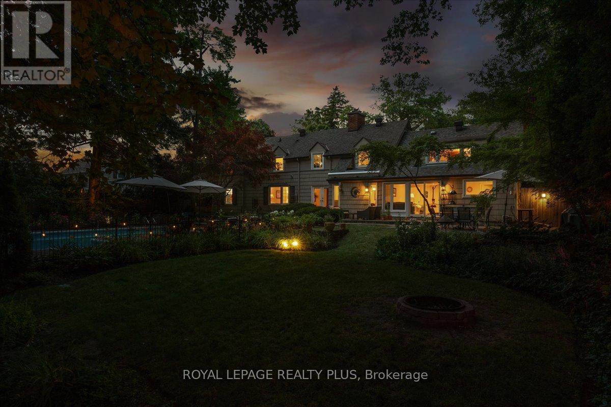 1258 Ravine Drive, Mississauga, ON - Outdoor