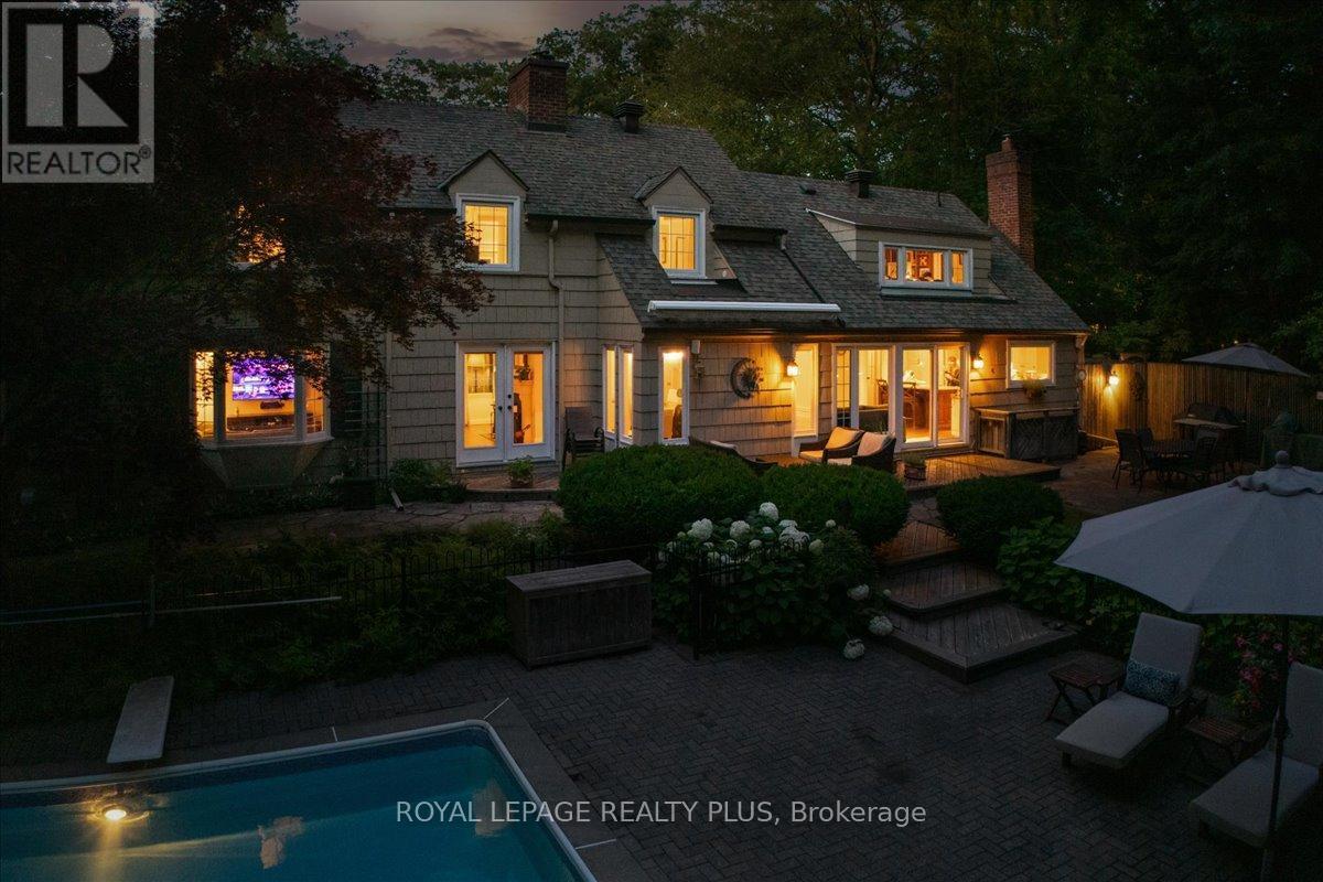 1258 Ravine Drive, Mississauga, ON - Outdoor