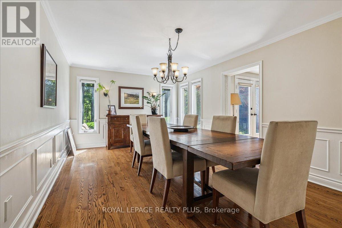 1258 Ravine Drive, Mississauga, ON - Indoor Photo Showing Dining Room