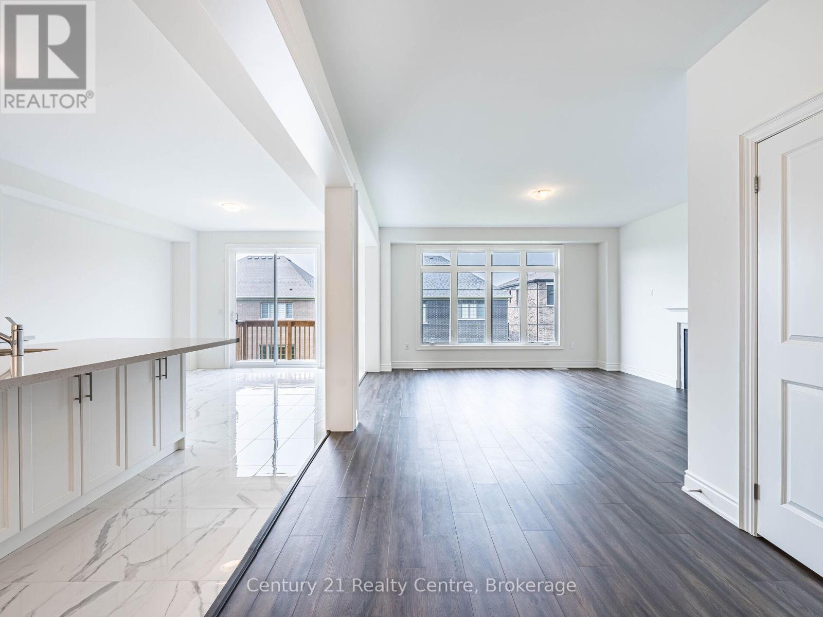 26 Hearn Street, Bradford West Gwillimbury, ON