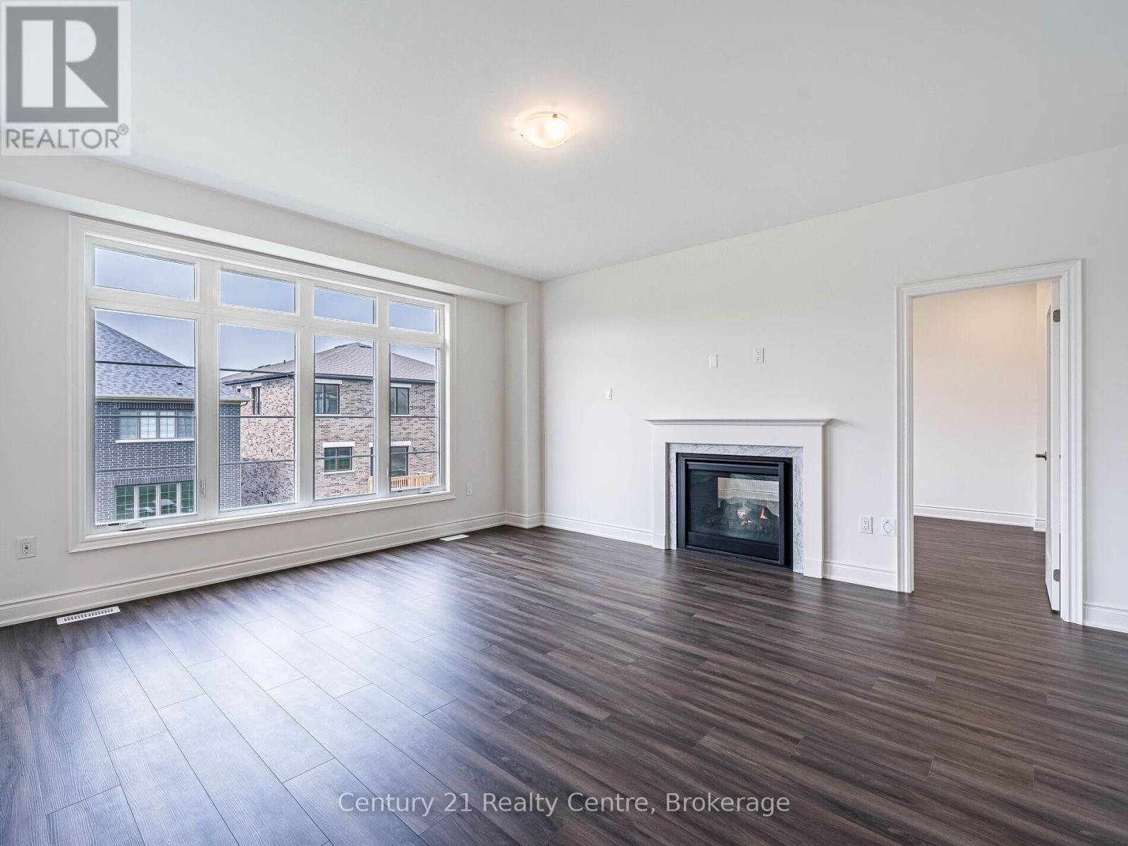 26 Hearn Street, Bradford West Gwillimbury, ON