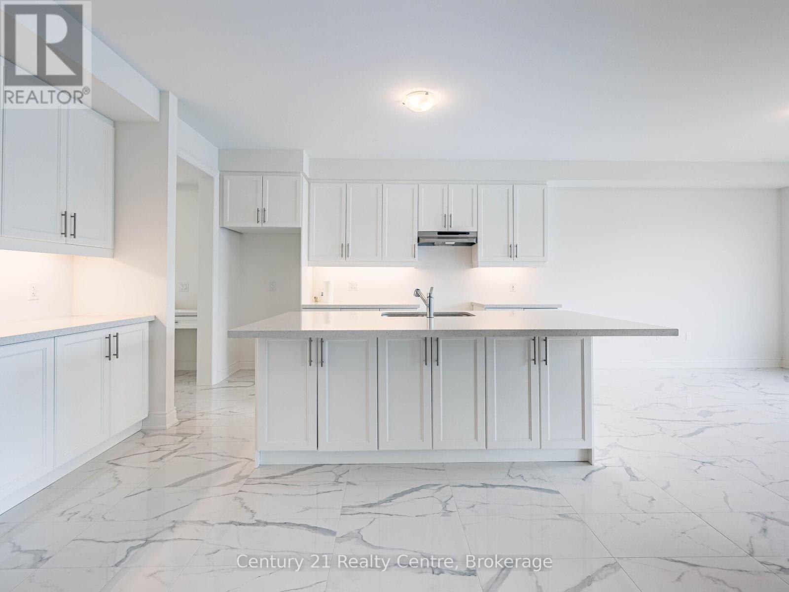 26 Hearn Street, Bradford West Gwillimbury, ON