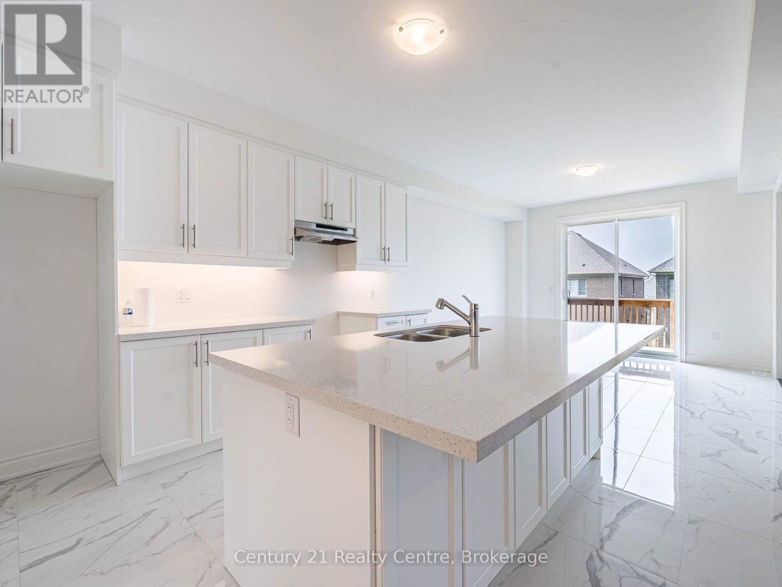 26 Hearn Street, Bradford West Gwillimbury, ON