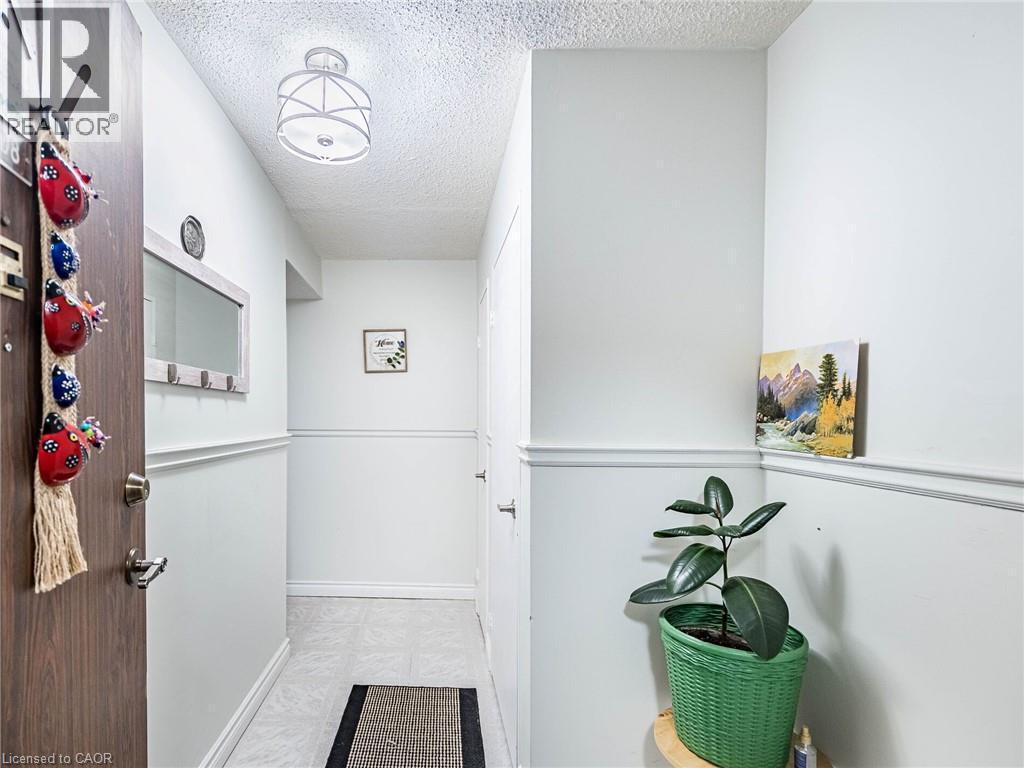 20 William Roe Boulevard Unit# 308, Newmarket, ON - Indoor Photo Showing Other Room