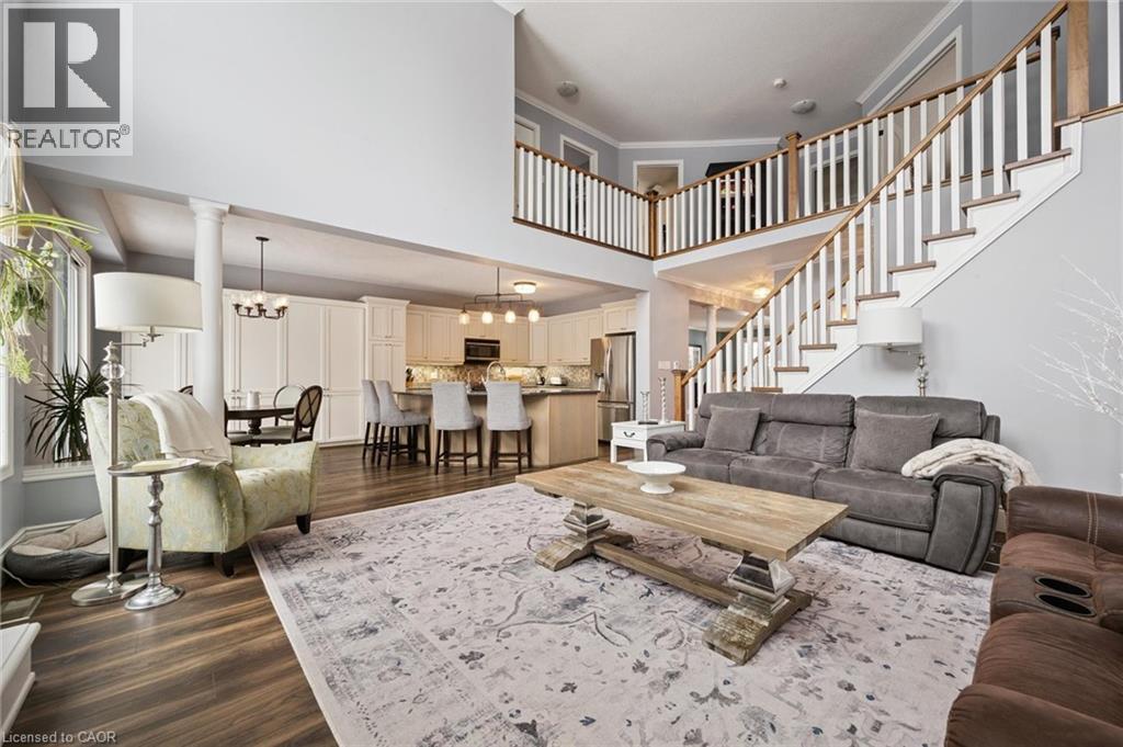 42 Fischer Court, Kitchener, ON - Indoor Photo Showing Living Room