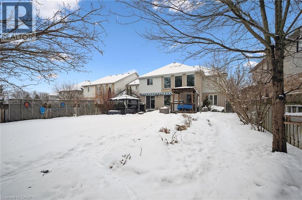 42 Fischer Court, Kitchener, ON - Outdoor