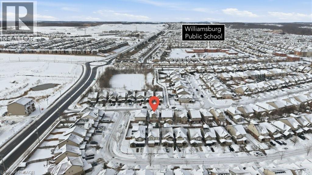 Welcome to Williamsburg, a great neighbourhood close to all amenities - 26 Helena Feasby Street, Kitchener, ON - Outdoor With View