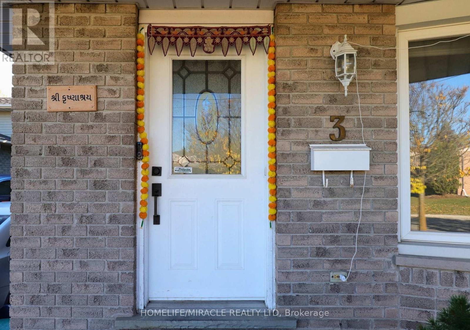 3 Caprice Court, Kitchener, ON