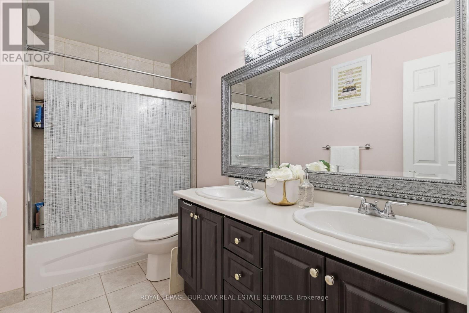 117 Miller Drive, Hamilton, ON - Indoor Photo Showing Bathroom