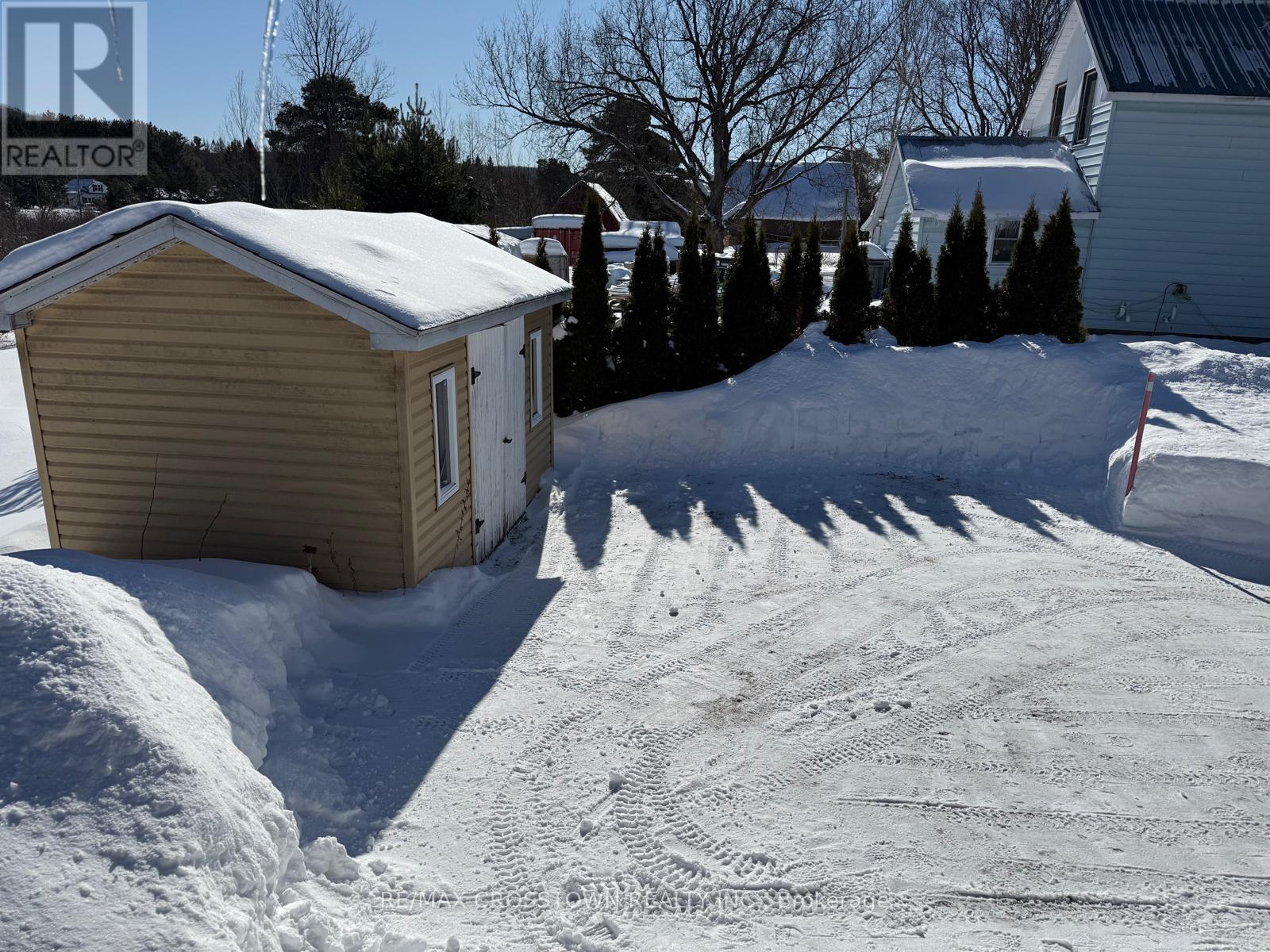 112 Arthur Street, Powassan, ON