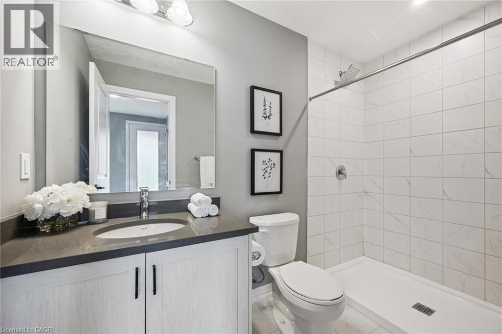 261 Woodbine Avenue Unit# 35, Kitchener, ON - Indoor Photo Showing Bathroom