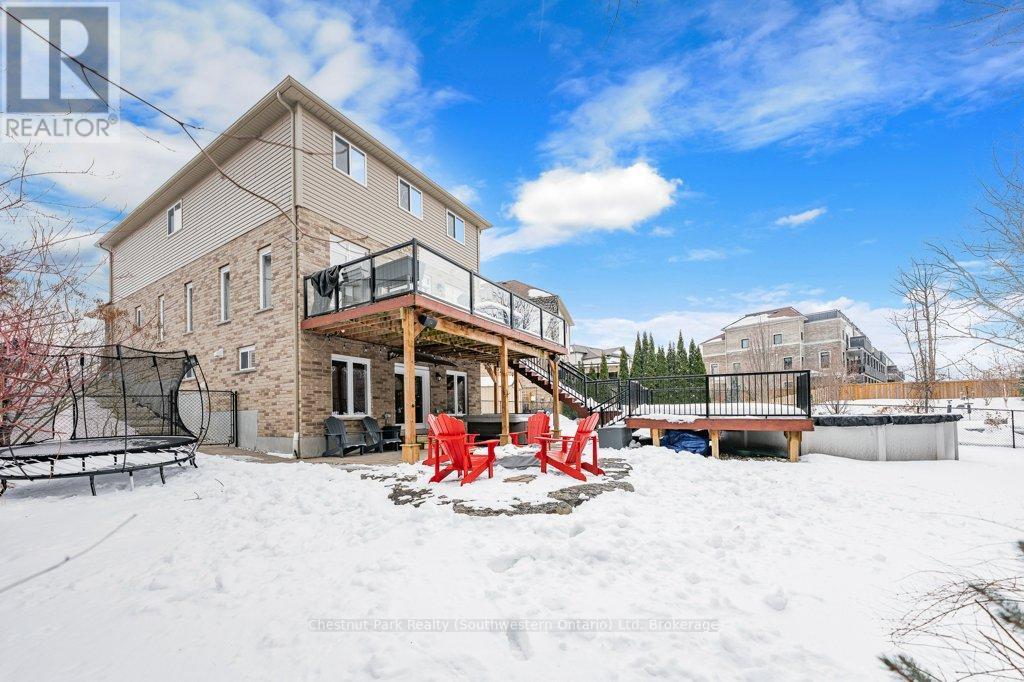 22 Rooke Court, Guelph (Willow West/Sugarbush/West Acres), ON