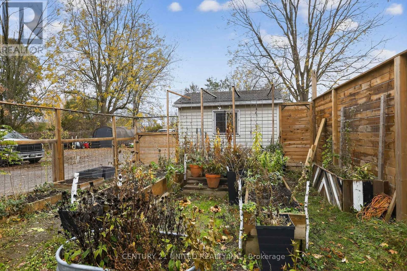 201 Romaine Street, Peterborough (Otonabee Ward 1), ON