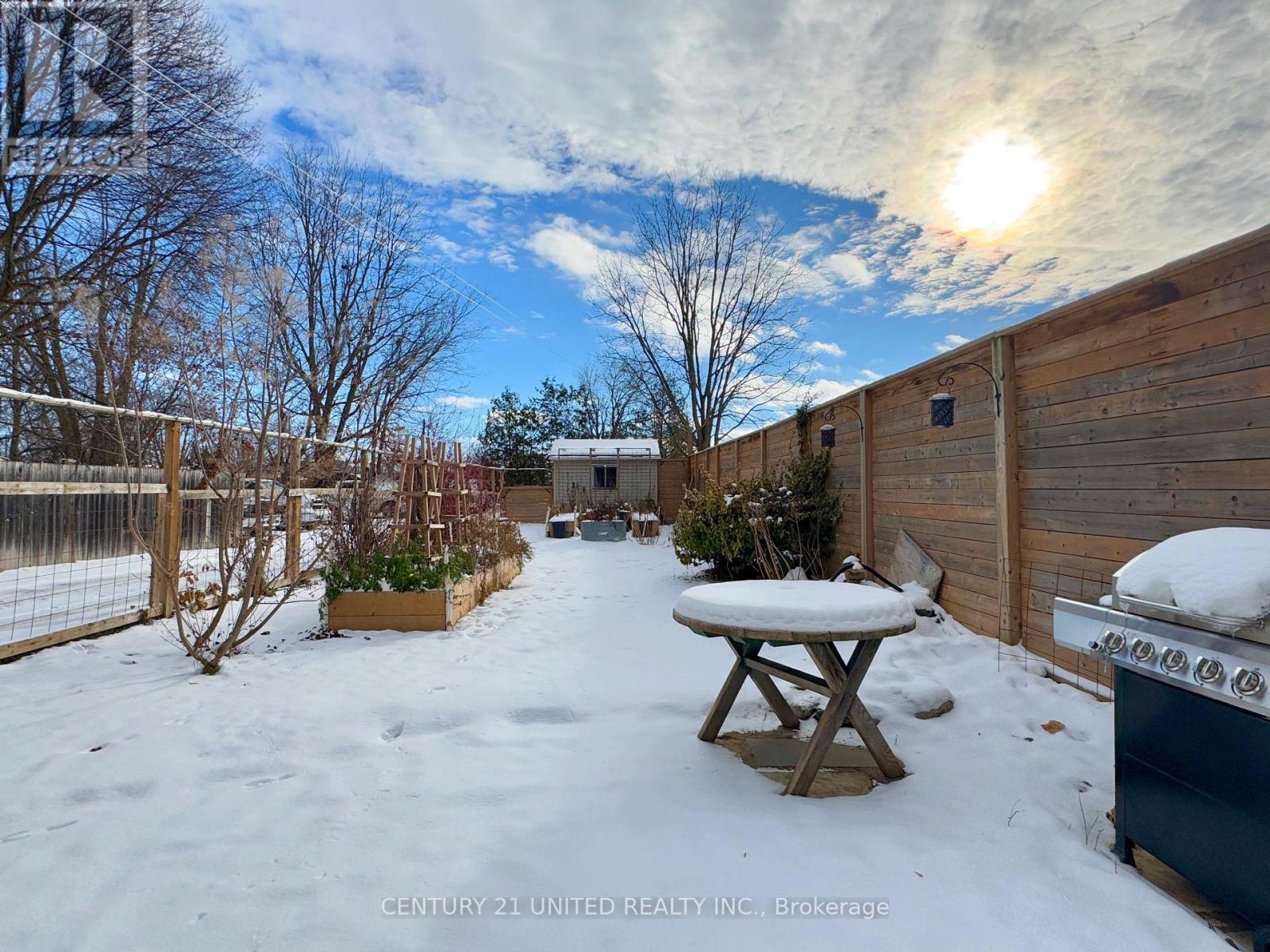 201 Romaine Street, Peterborough (Otonabee Ward 1), ON