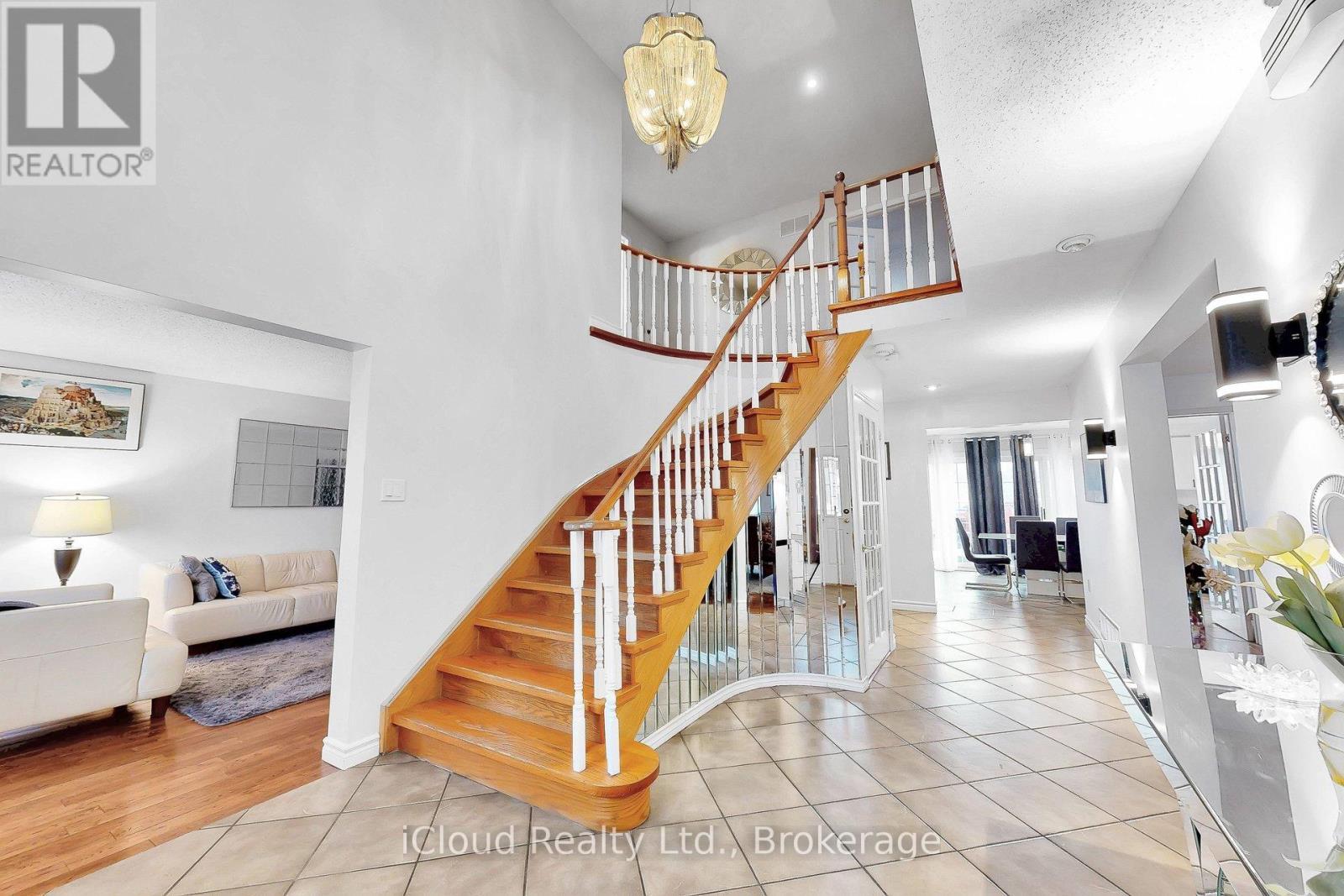55 Wilce Drive, Ajax, ON - Indoor Photo Showing Other Room