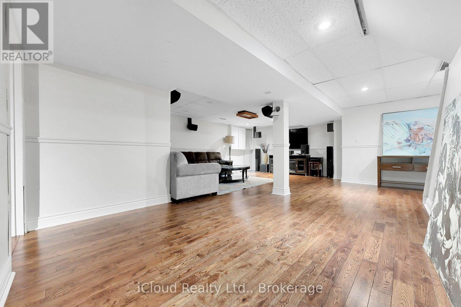 55 Wilce Drive, Ajax, ON - Indoor