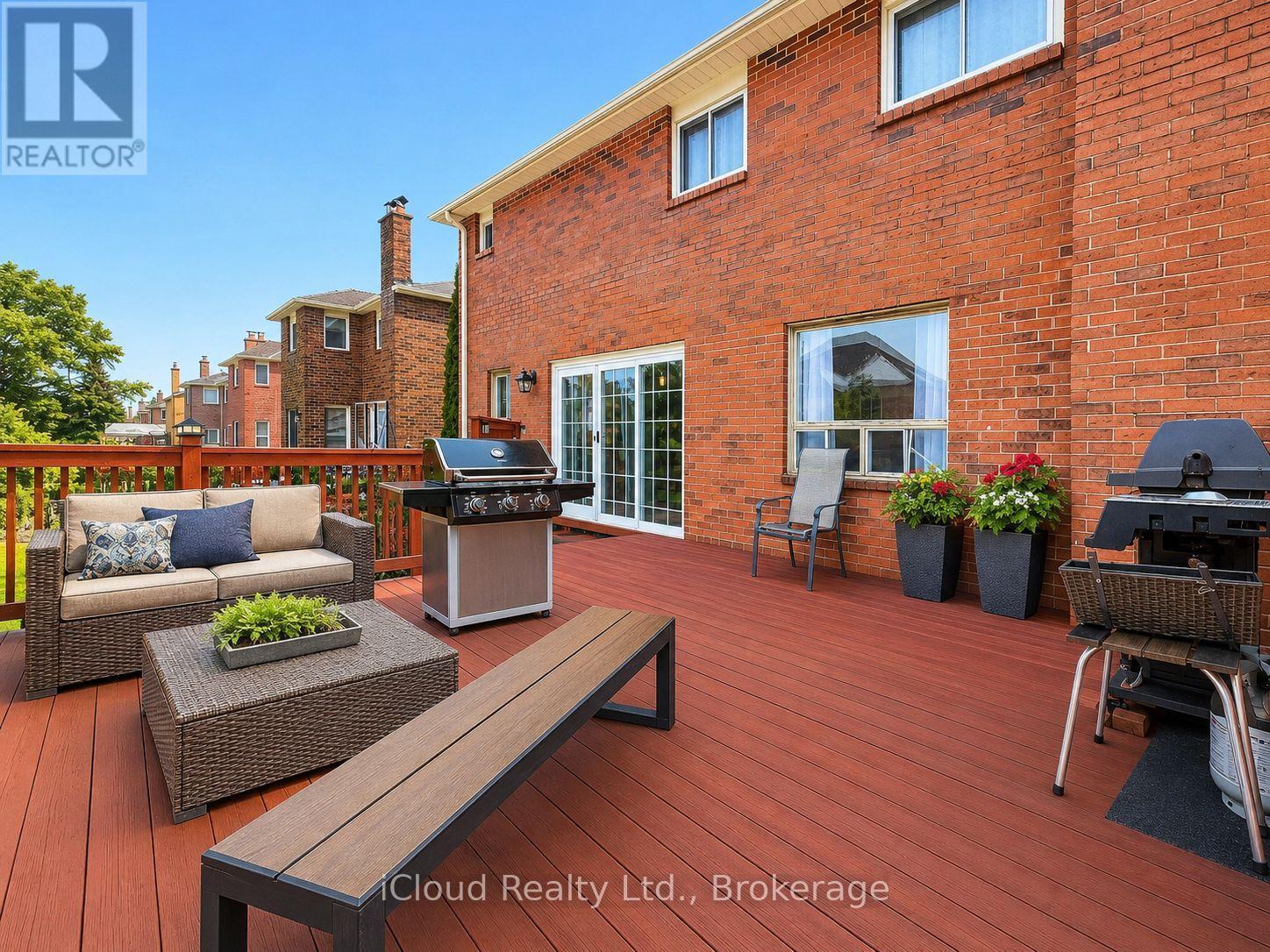 55 Wilce Drive, Ajax, ON - Outdoor