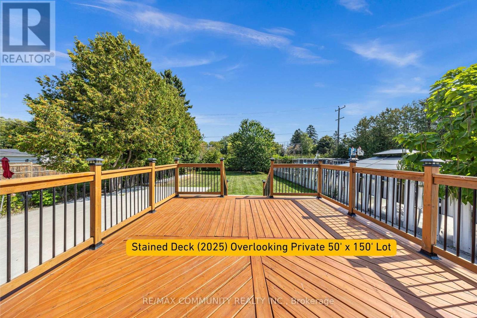 733 Lublin Avenue, Pickering, ON - Outdoor