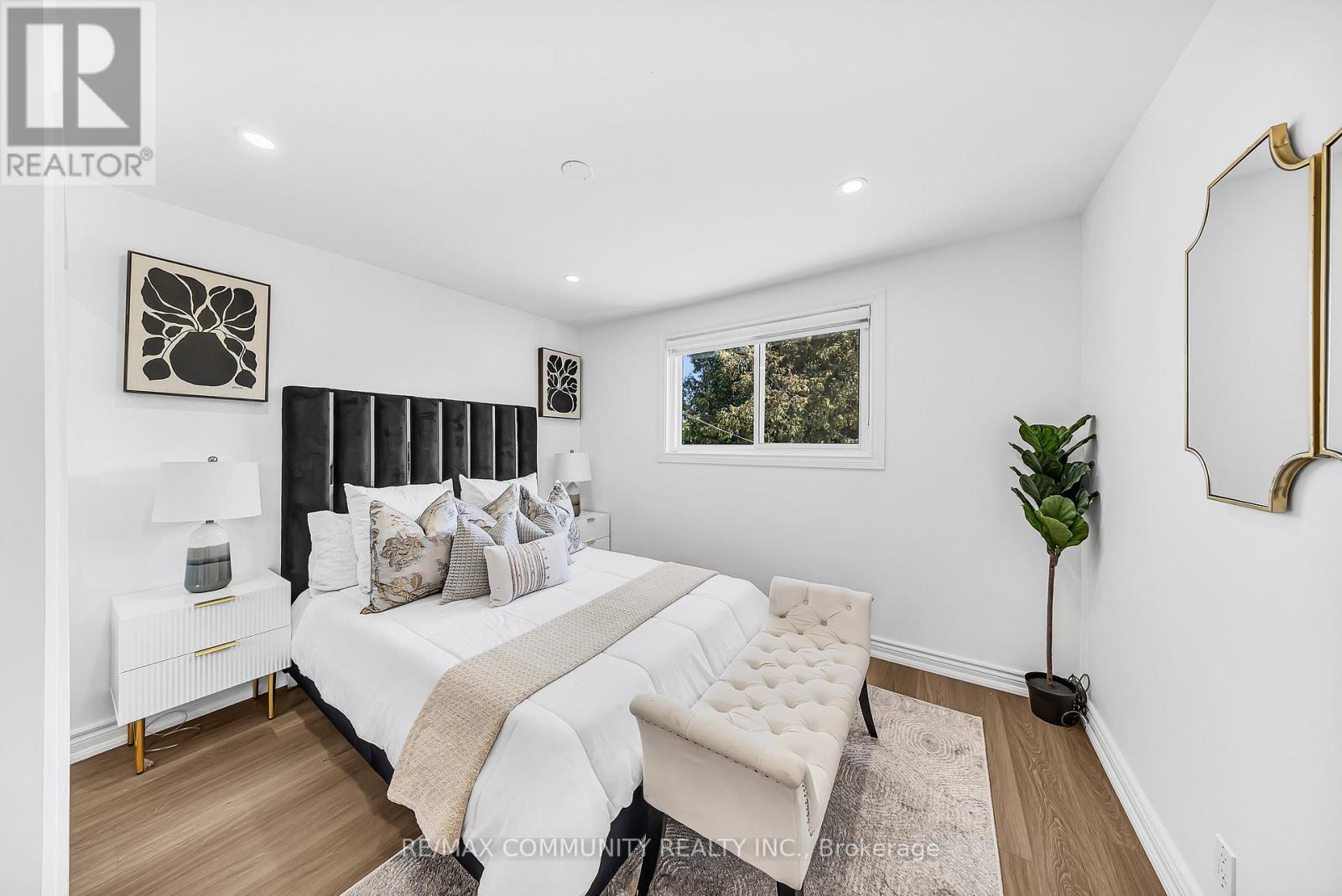 733 Lublin Avenue, Pickering, ON - Indoor Photo Showing Bedroom