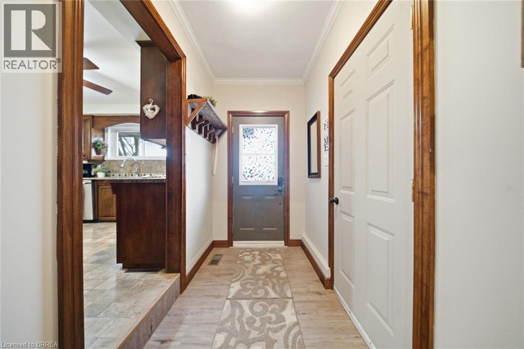 15 Talbot Street, Courtland, ON - Indoor Photo Showing Other Room