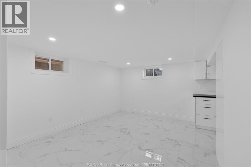 1510 Langlois, Windsor, ON - Indoor