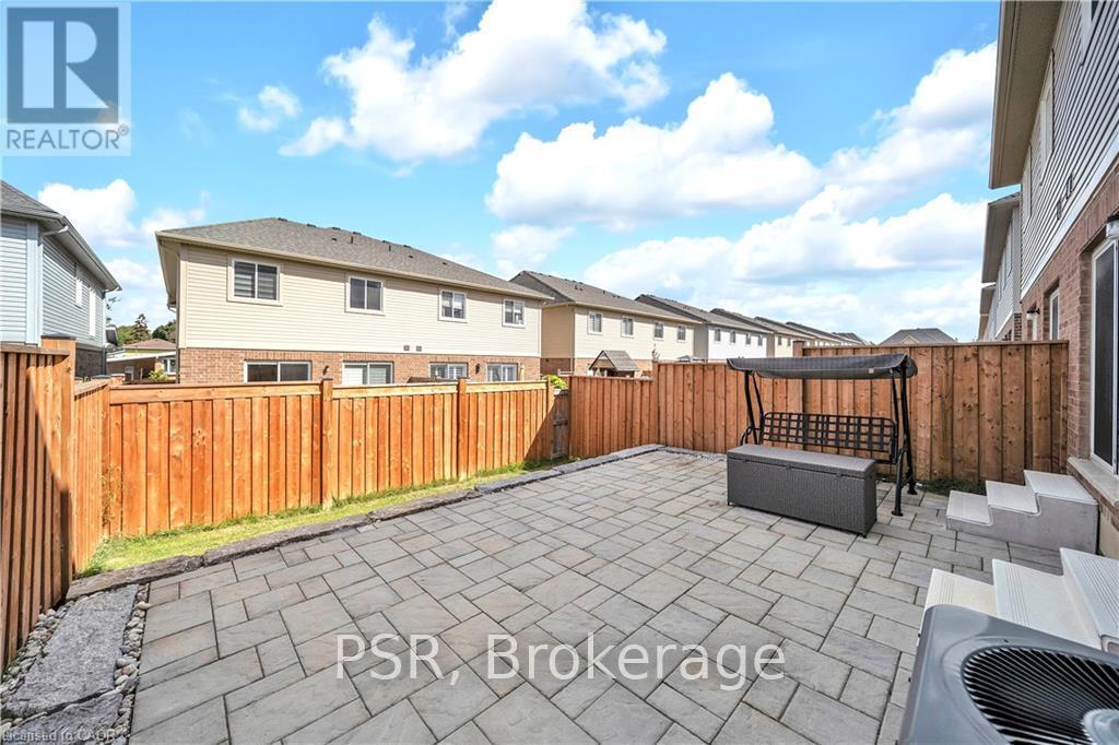 9 Starling Drive, Hamilton, ON - Outdoor With Deck Patio Veranda With Exterior